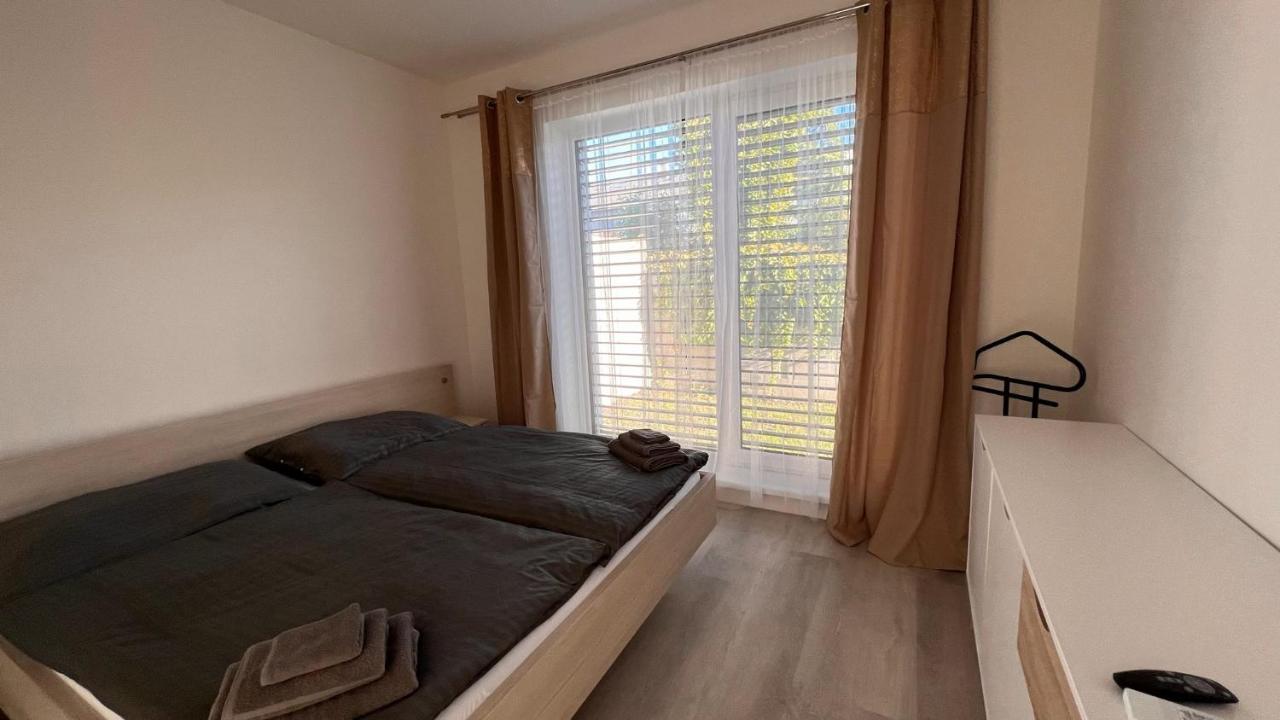 JanosikovaKlimatizovany Apartmanovy Dom S Virivkou, 9B别墅 外观 照片